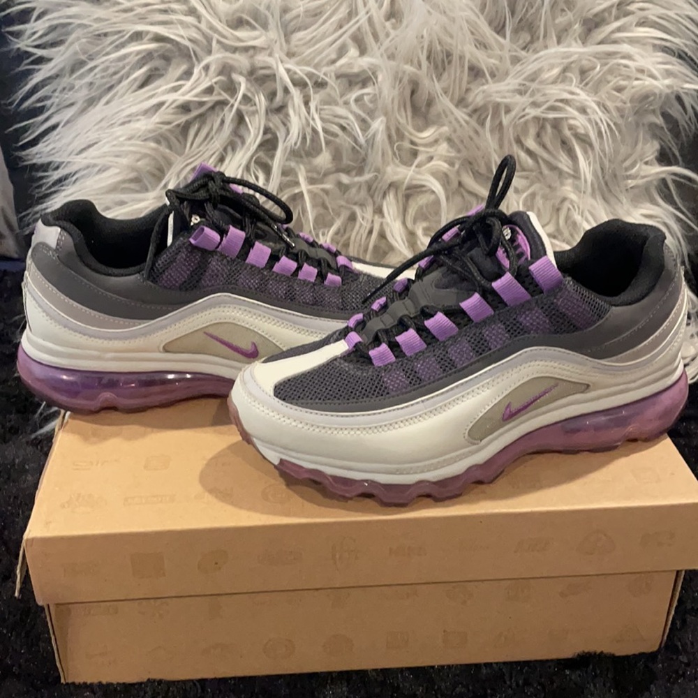 Women’s Air Max 24-7